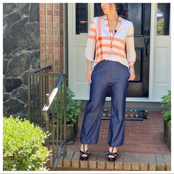 Beige inspired plaid rolled sleeves tunic top - Picture 3 of 16